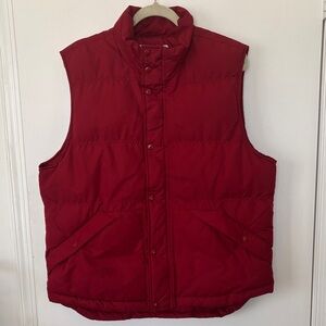 St. Johns Bay Mens Large Red Quilted Puffer Vest